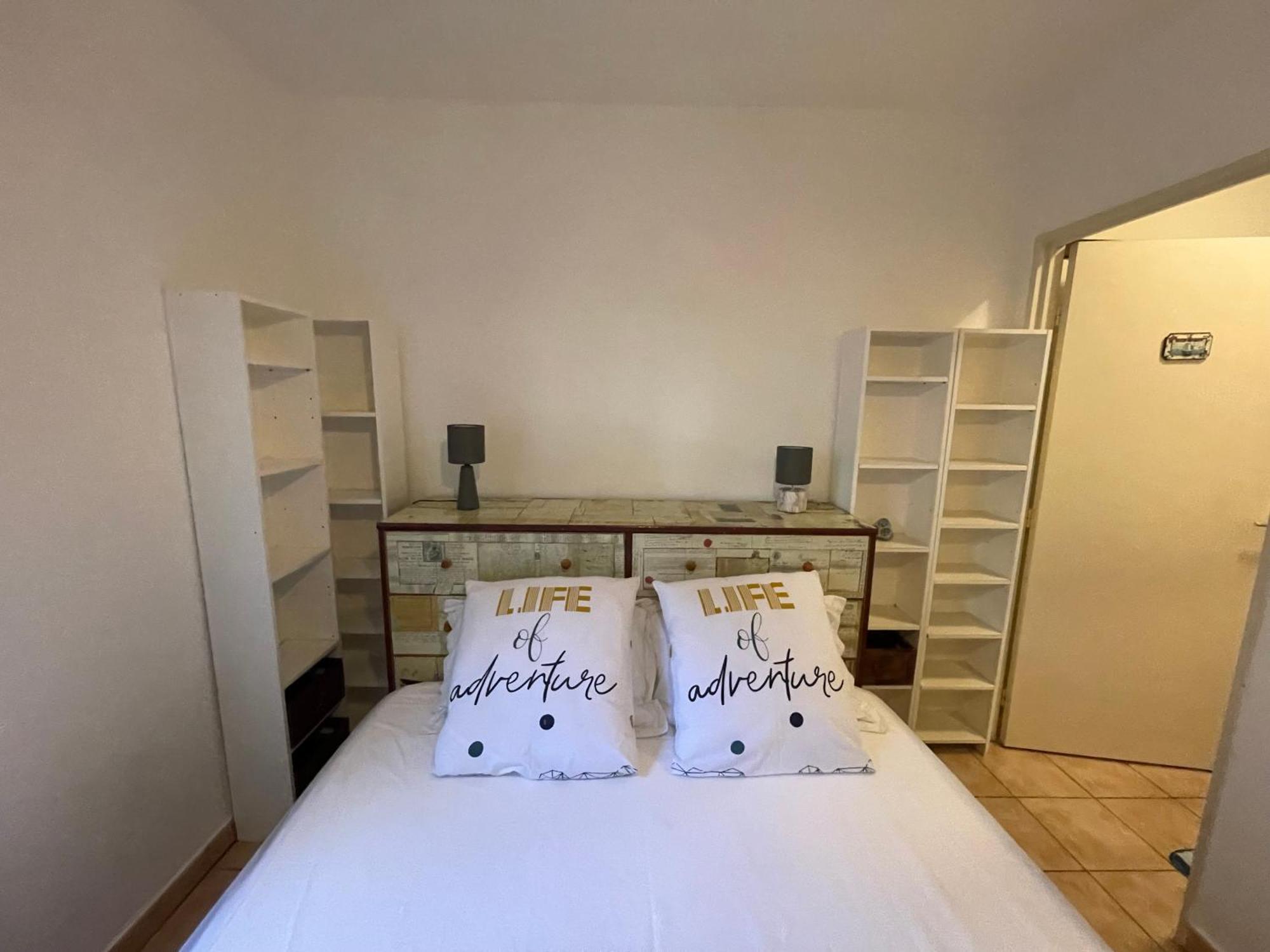 Appartement Entier Saint Pierre Centre Dans Residence De Prestige Екстер'єр фото